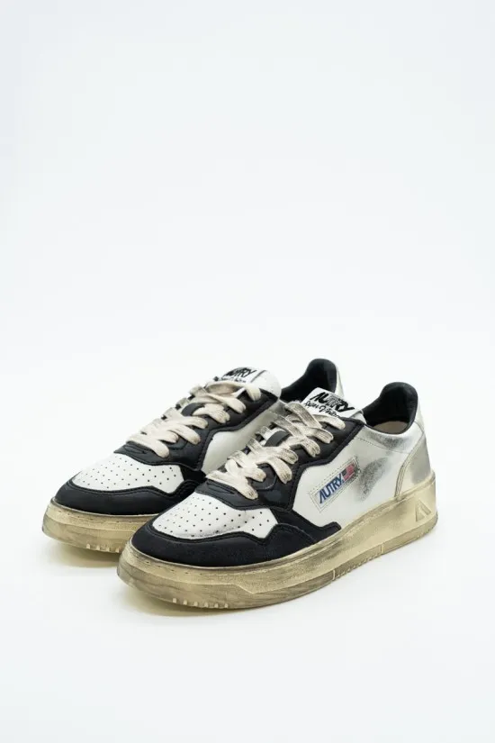 AUTRY SUPER VINTAGE LOW SNEAKER WOM AVLW SV34